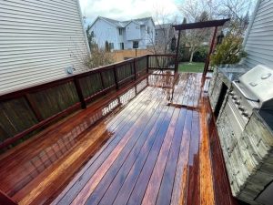 Deck Cleaning and Restoration